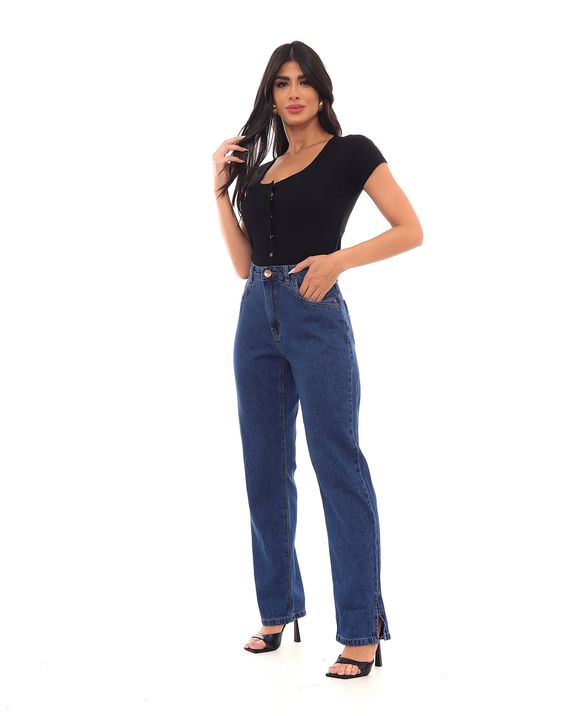 Calça Jeans Feminina Plus Size Wide Leg com Rasgos e Barra Desfiada 29019  Média - Consciencia Jeans 2020 - B2C